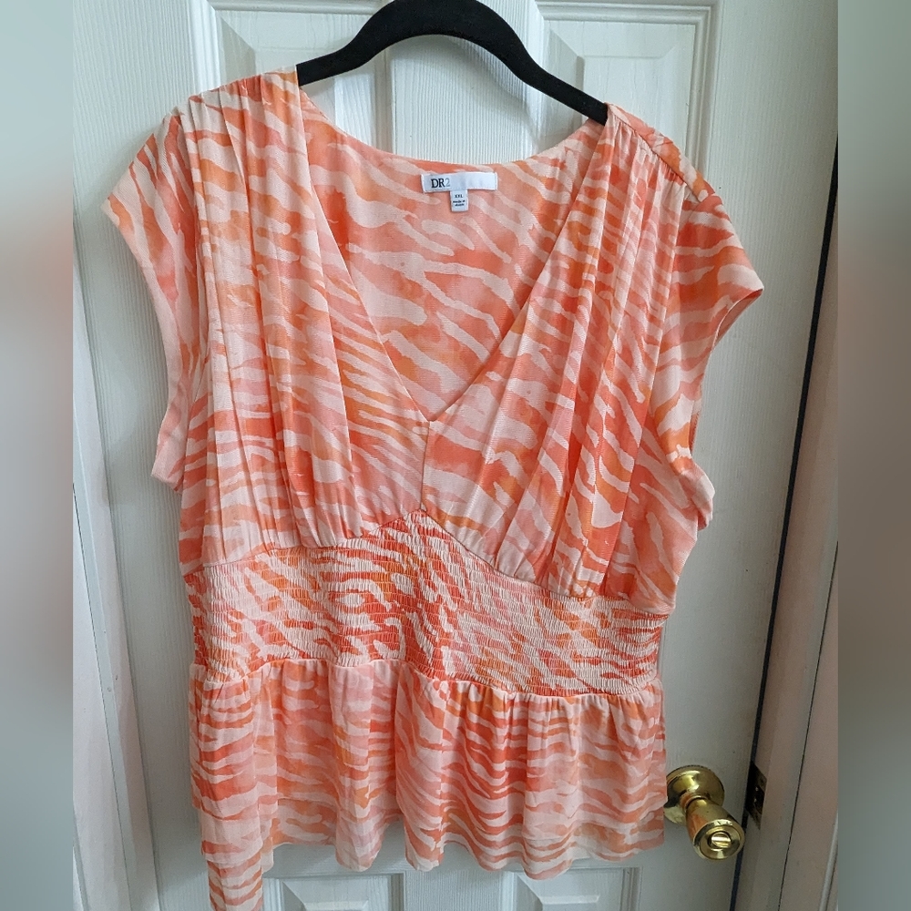 DR2 Pink Zebra V Neck Peplum Blouse NWOT